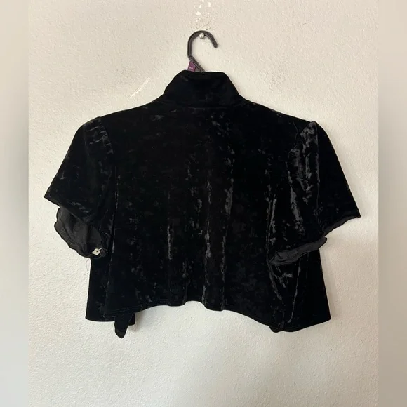 Black Velvet Y2K cropped short sleeve cardigan overlay by l8er Clothing - Picture 6 of 7